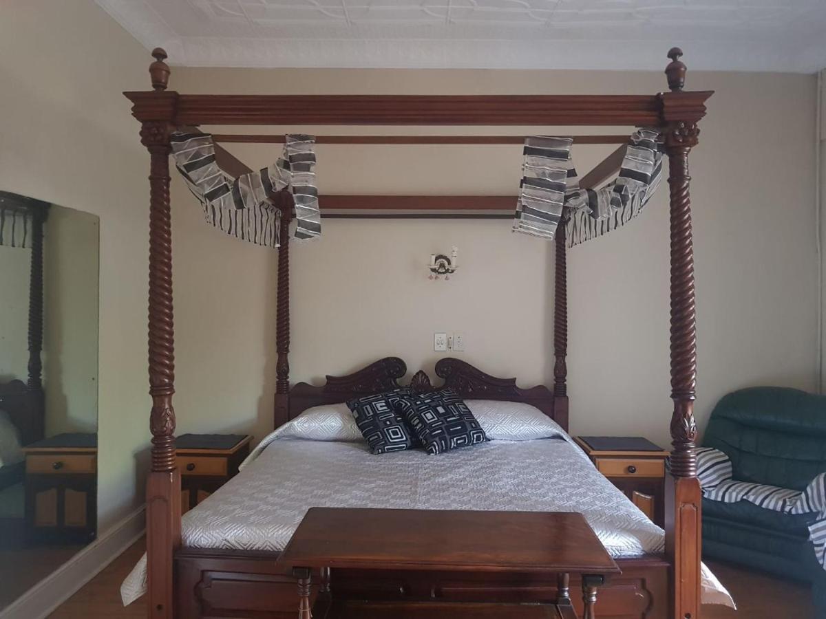 Upper Houghton Guesthouse Йоханесбург Екстериор снимка