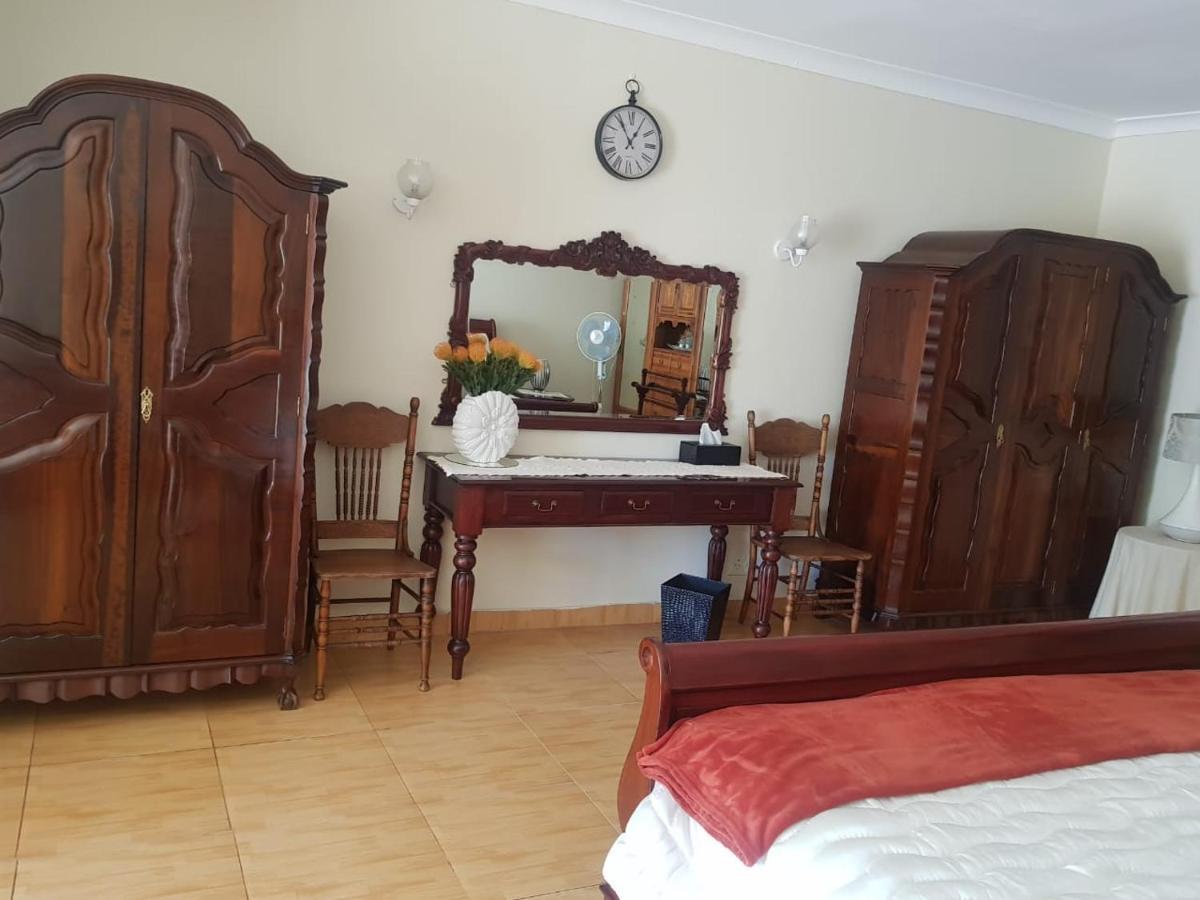 Upper Houghton Guesthouse Йоханесбург Екстериор снимка